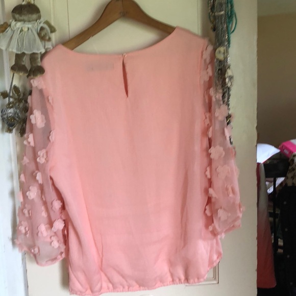 The 7th AvenueNew York & Company shirt - Picture 7 of 7